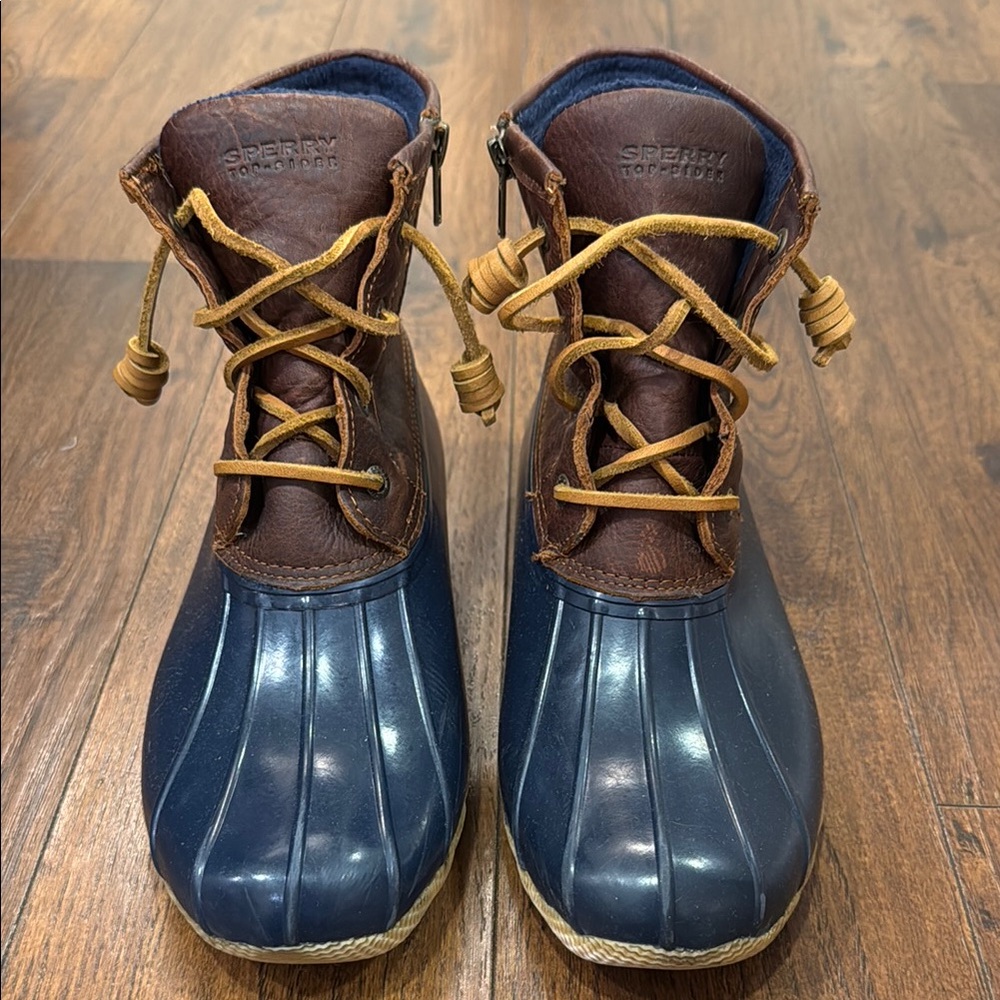 Sperry Top-Sider Women’s Saltwater Waterproof Brown & Navy Duck Boots - Size 8.5